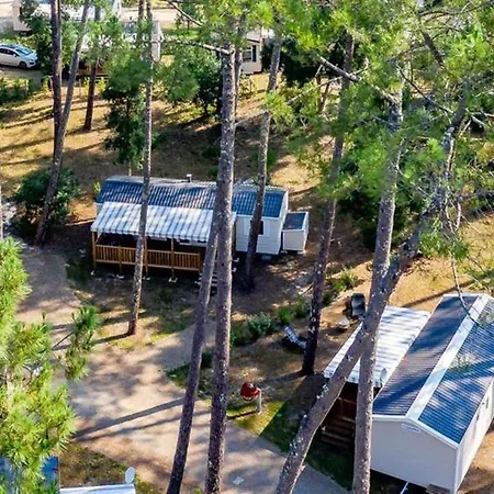 Les Dunes De Contis 4 Etoiles Emplacement T001 3ch 1sdb 6-8 Personnes 생-줄리앙-앙-보른